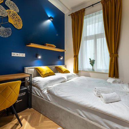 Modern Urban Room In The City Center Of Прага Екстер'єр фото